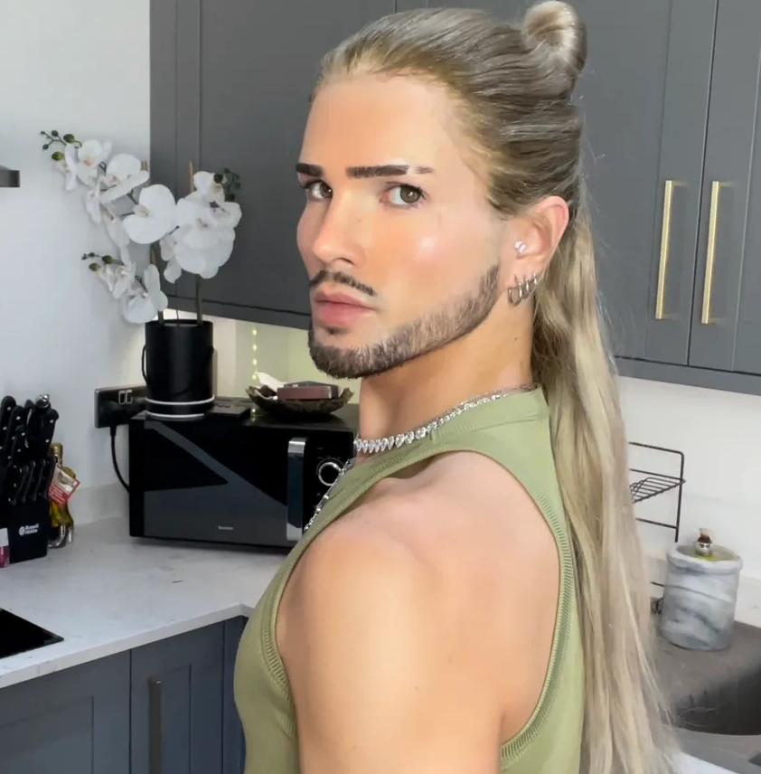 Iced Blonde 30 INCH 360 LACE WIG