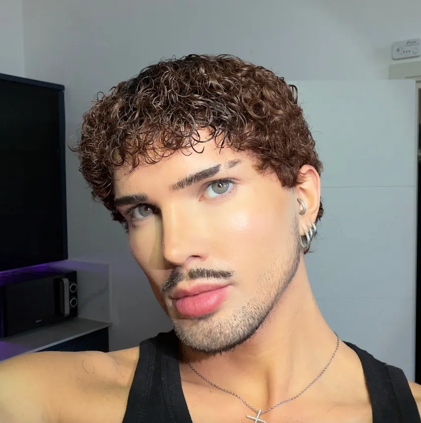 Short Defused Curly “Chestnut” NO LACE WIG